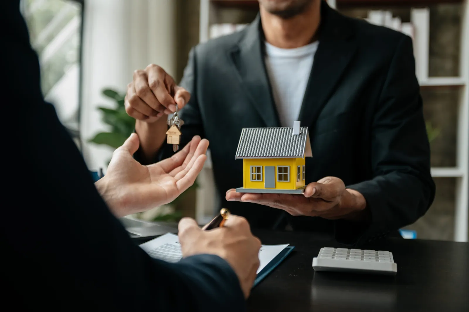 Titelbild zum Artikel „Immobilien als Kapitalanlage – Wann lohnt sich der Einstieg?“